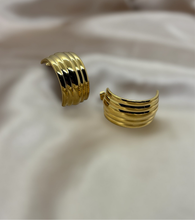 Large Arête Earrings