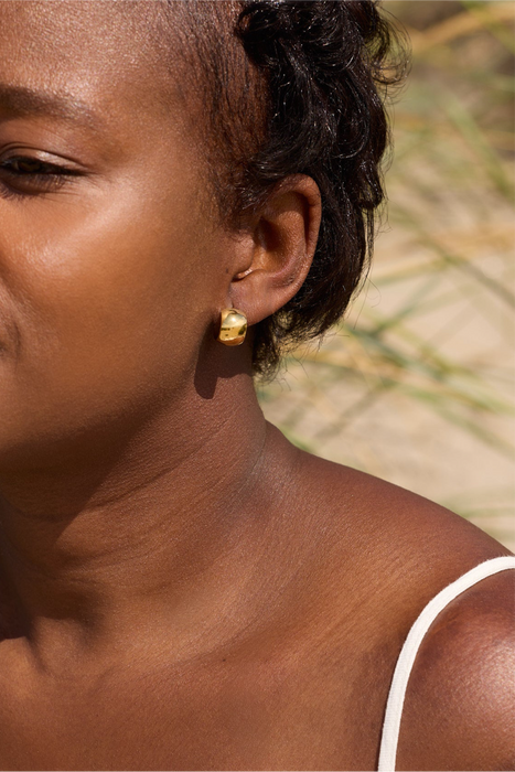 Huggie hoop earrings